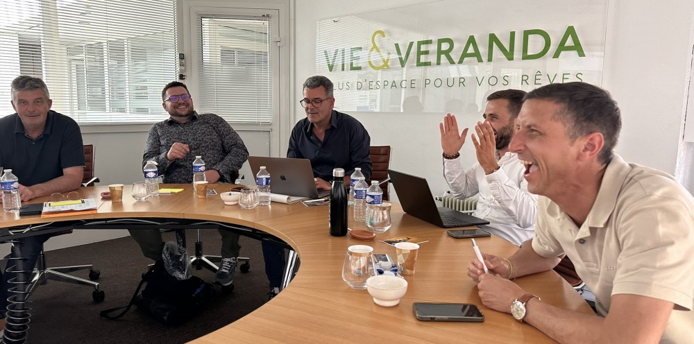 Chez Vie & Véranda, les décisions se construisent avec le terrain
