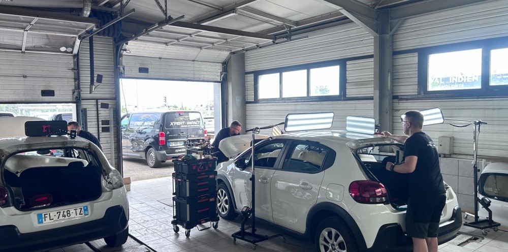 La rénovation intérieure automobile : un service à forte valeur ajoutée pour les professionnels